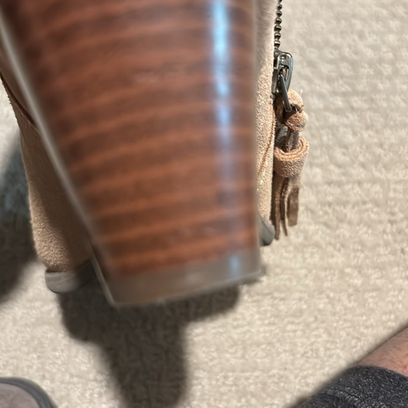 Vionic Booties - Picture 4 of 5